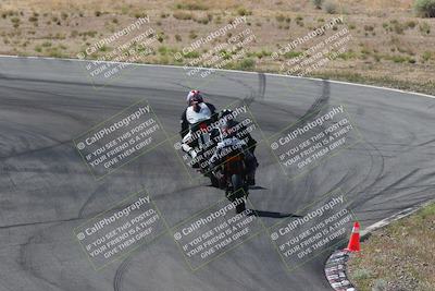 media/Apr-20-2025-AHRMA (Sun) [[393a79c373]]/Race/Group 1/Turn 4b/